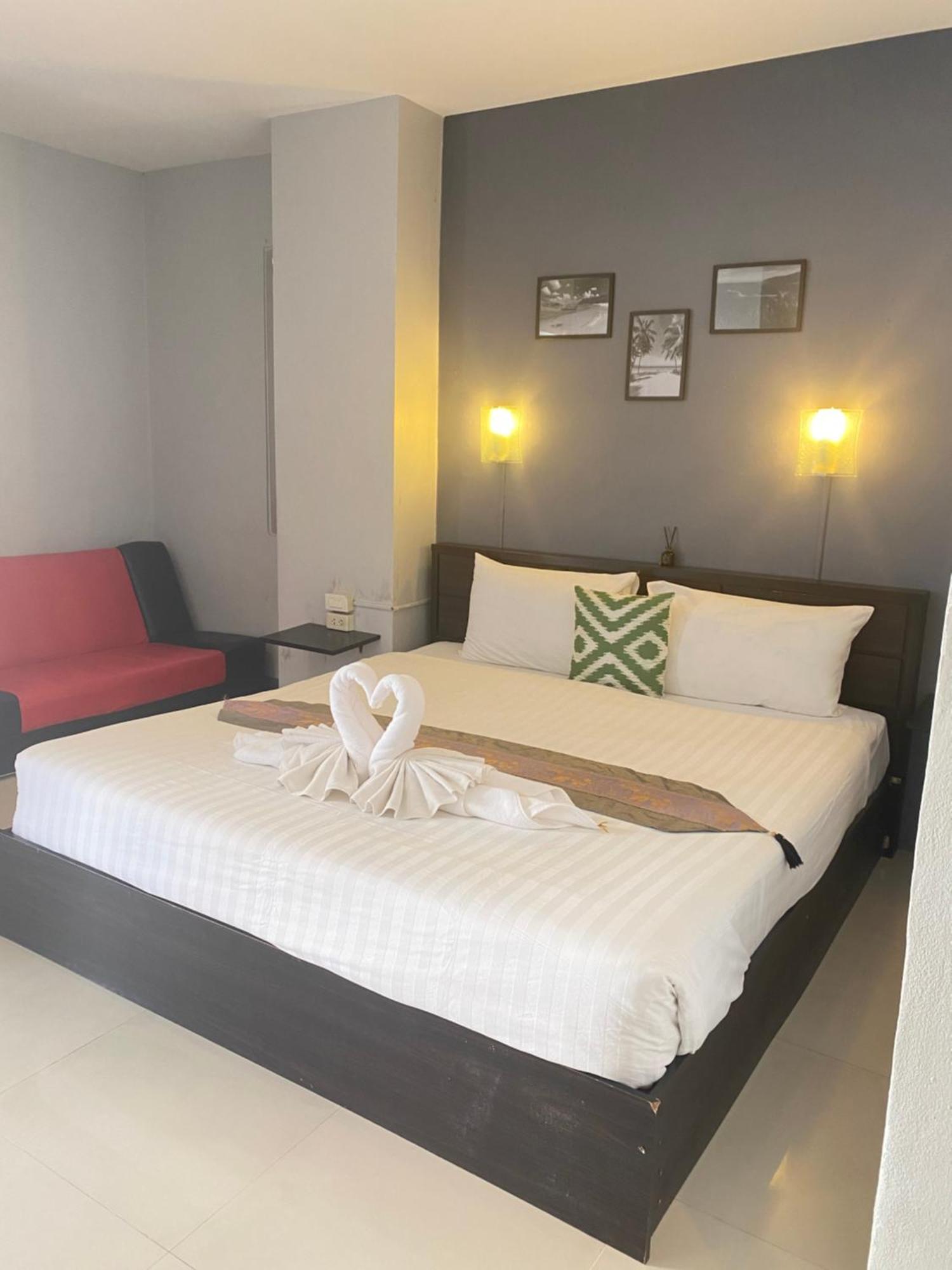 Holiday Home Patong Eksteriør billede